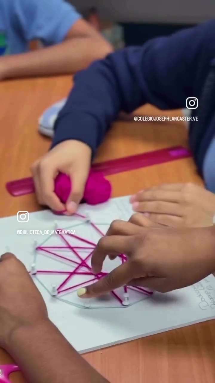 Material Geometria Tátil em uso
